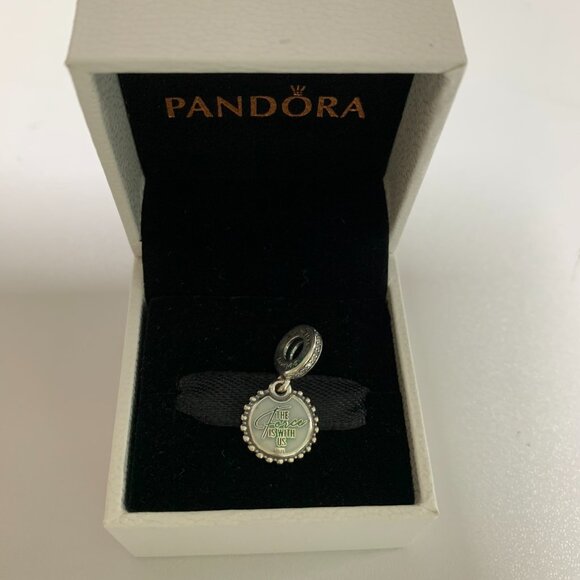 Disney Parks Pandora Star Wars Princess Leia Dangle Charm Women of the Galaxy - Picture 4 of 4